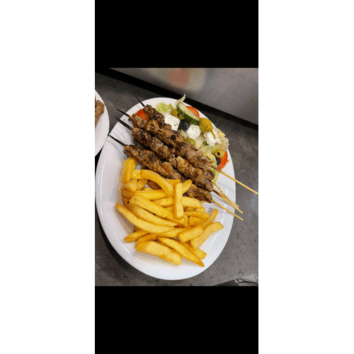 Assiette brochettes d'agneau