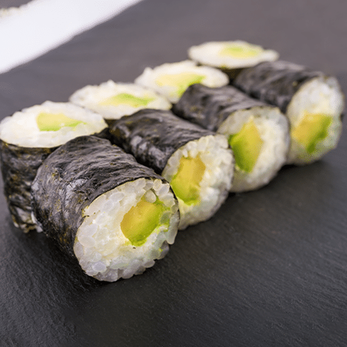 Hosomaki avocado and philadelphia