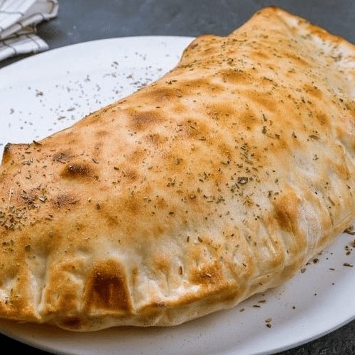 Pizza Calzone (zugedeckt)