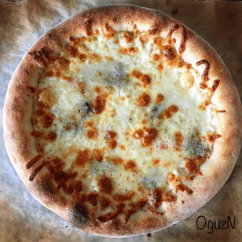 Pizza Quattro Formaggi