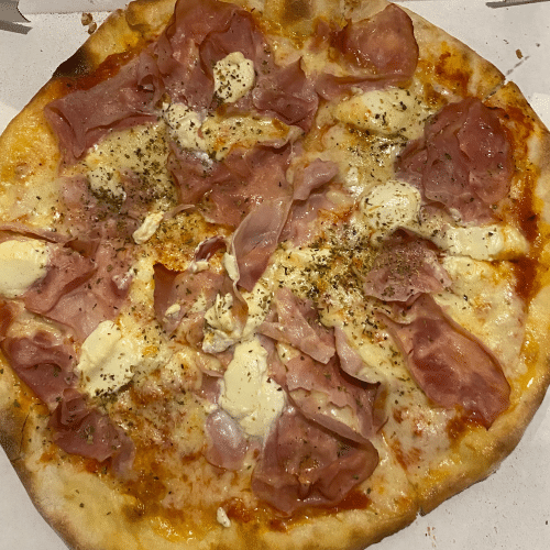 Pizza Prosciutto e Mascarpone