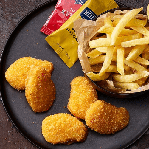 Chicken Nuggets (10 Stück) mit Pommes Frites