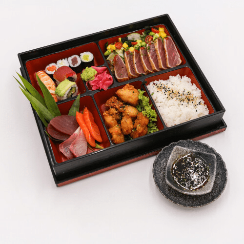Bento Box Karaage mit Reis