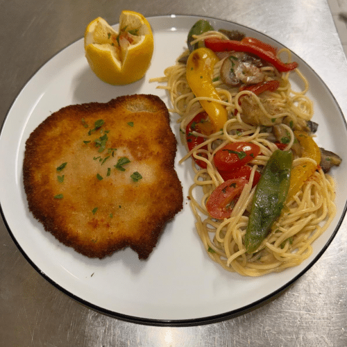 Menu du jour , cordon bleu maison pâtes et legumes
