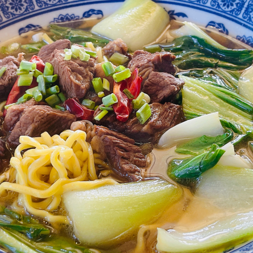 Soupe de nouilles avec boeuf