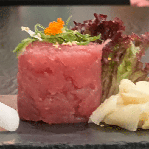 Thunfisch Tatar (roh, scharf)