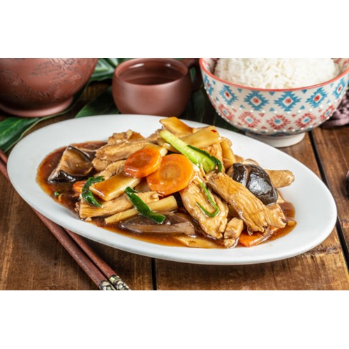 8840.POULET AUX CHAMPIGNONS ET POUSSES DE BAMBOU AVEC RIZ CAN...