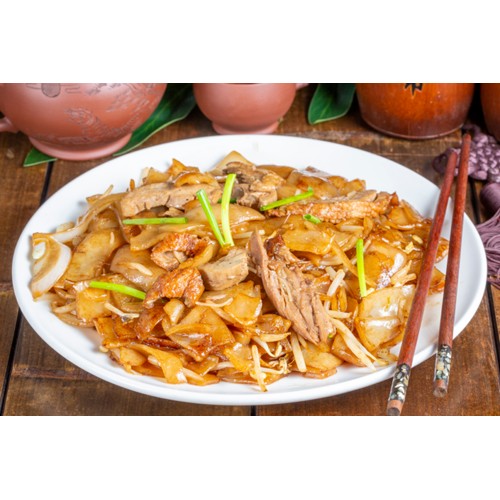 514. PÂTES DE RIZ SAUTEES AU CANARD FACON CHINOISE