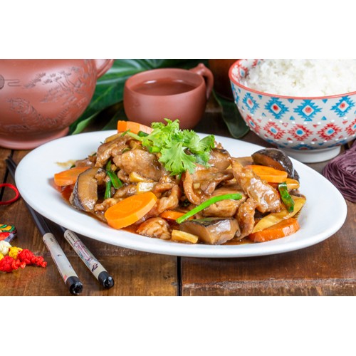 60.RIZ PORC AUX CHAMPIGNONS ET POUSSE DE BAMBOU