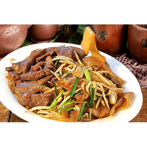 991. PÂTES DE RIZ SAUTEES AU BOEUF