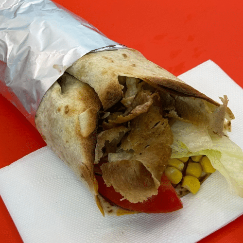 Döner Kebab im hausgemachtem Taschenbrot