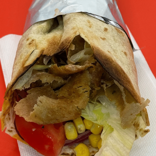Döner Kebab im hausgemachtenTaschenbrot