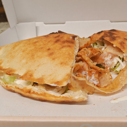 Calzone mit Kebabfleisch