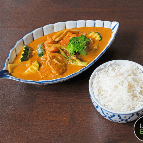 Rotes Thai Curry mit Poulet (sehr scharf)