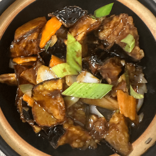 Aubergine sauté au pékinoise 红烧茄子
