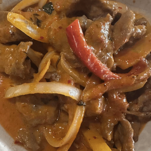 Boeuf au curry rouge 红咖喱牛