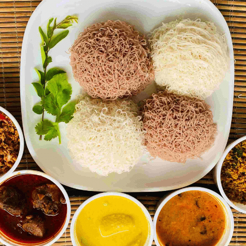 Idiyappam - Vegetarisches Menü