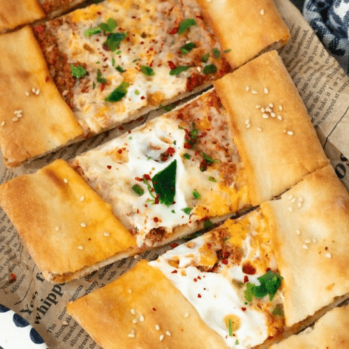 Pide Hackfleisch und Ei