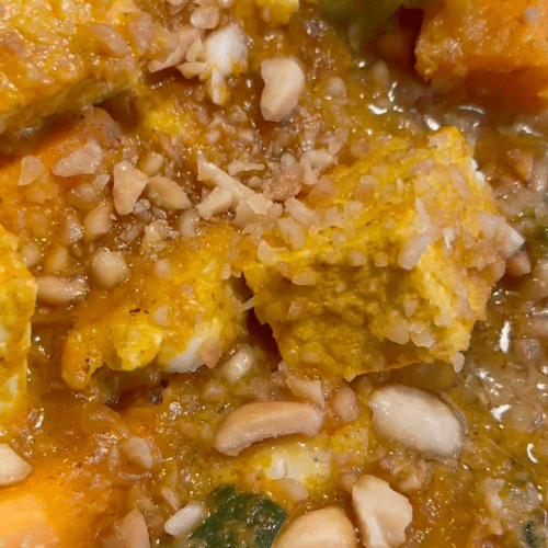 Bio Tofu mit Erdnuss-Satay Sauce (vegan)