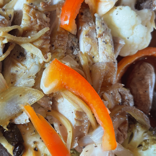 Perlhuhnbrust Suprême mit fermentierten Black Beans und Ingwer