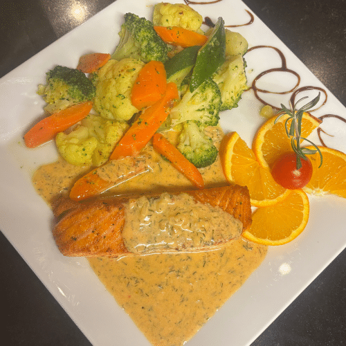 Lachsfilet mit Dillrahmsauce