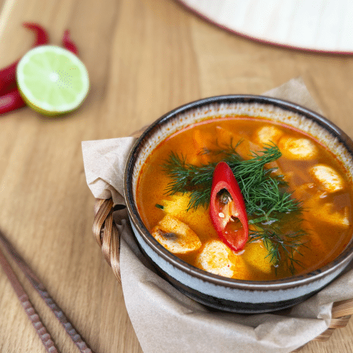 Súp canh chua (leicht scharf)