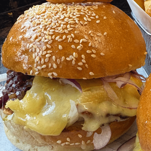 Swiss Raclette Burger (Swiss Beef 220g)