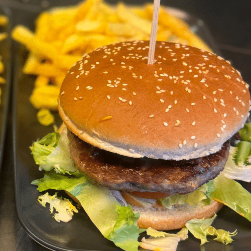Chilli Burger (170g) Mit Coca Cola 330 Ml