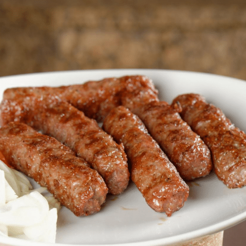 Cevapcici mit Pommes Frites