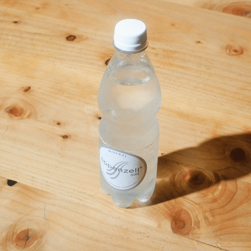 Wasser ohne Kohlensäure 0,5l
