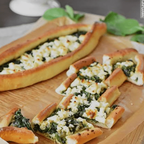 Pide Spinat mit Ei