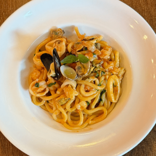 Spaghettone Fresco Ai Frutti Di Mare