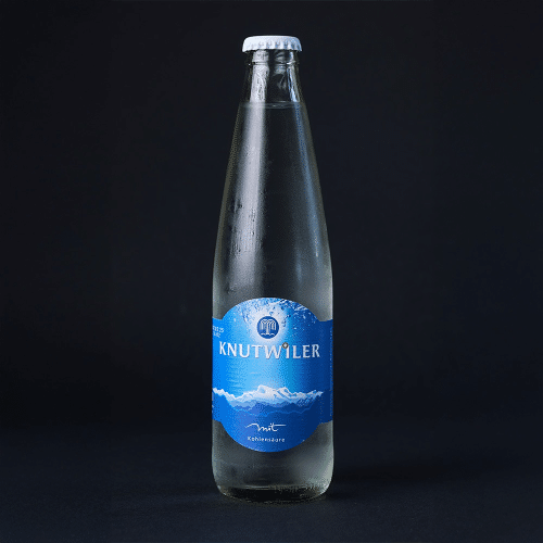 Mineralwasser mit Kohlensäure 0,5l