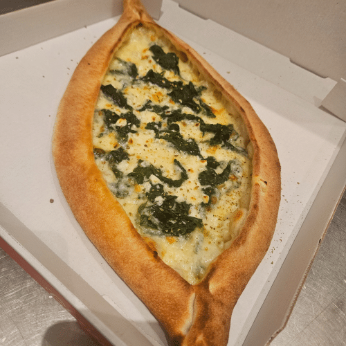 Pide Feta und Spinat
