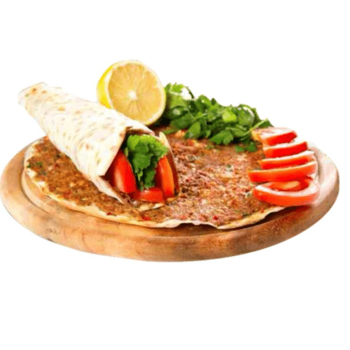 Lahmacun mit Salat