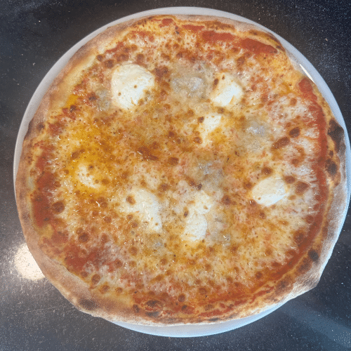 Pizza Quattro Formaggi (vegetarisch)