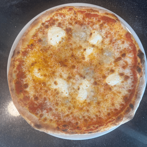 Pizza Quattro Formaggi (vegetarisch)