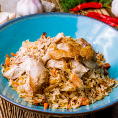 Hausgemachter Plov mit Poulet