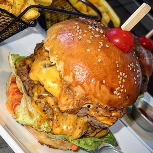 Le double steak avec frites