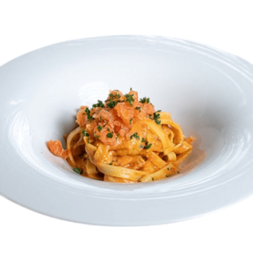 Tagliatelle al Salmone