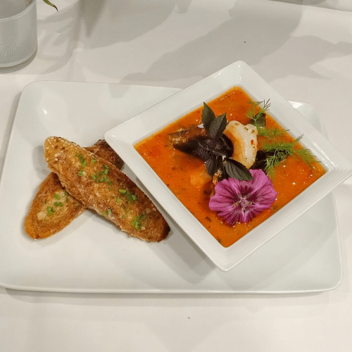 Herzhafte Fischsuppe