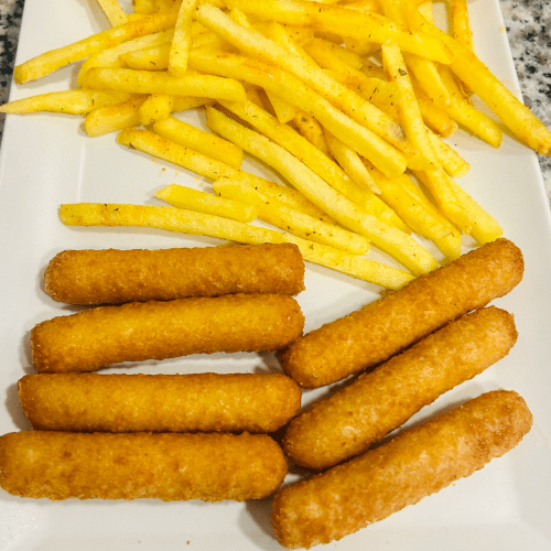 Mozzarella Sticks (7 Stück)
