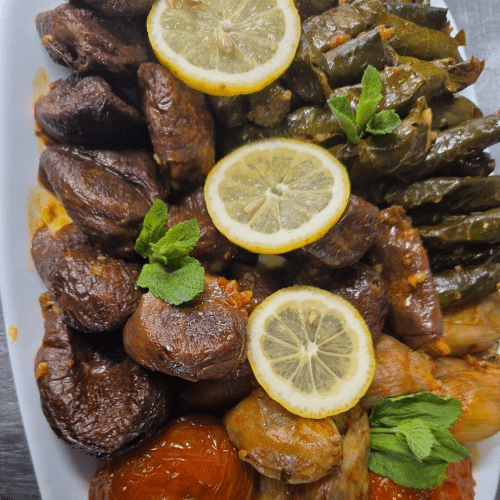 Türkisch Dolma und Sarma Portion (25 Stück )