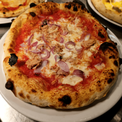 Pizza Tonno e cipolla