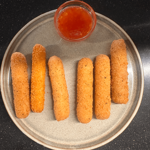 Mozzarella Sticks (6 Stück)