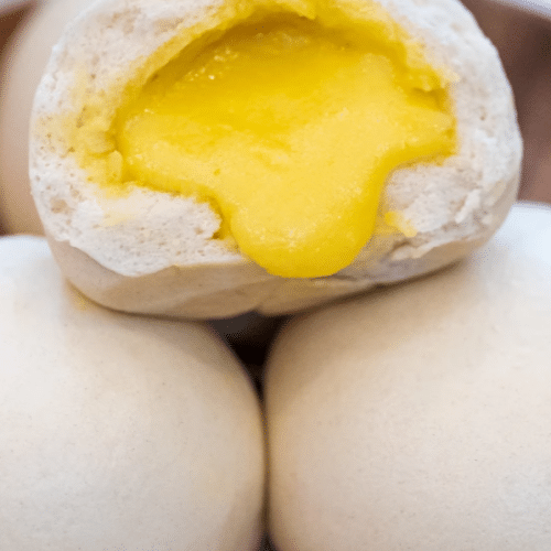 Bao fourré à la crème pâtissière/Custard Bun 奶黄包 (1pc)