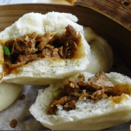 Bao au porc laqué/BBQ Pork Bun 叉烧包 (1pc)
