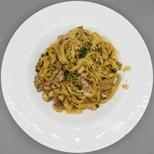 Tagliatelle Panna e Prosciutto