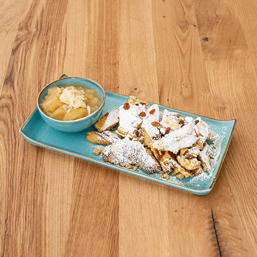 Kaiserschmarrn mit Apfelmus