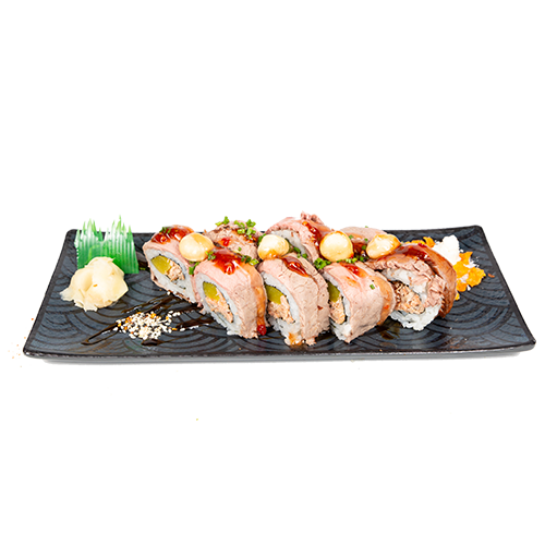 Macadamia Salmon Surf'N'Turf Roll